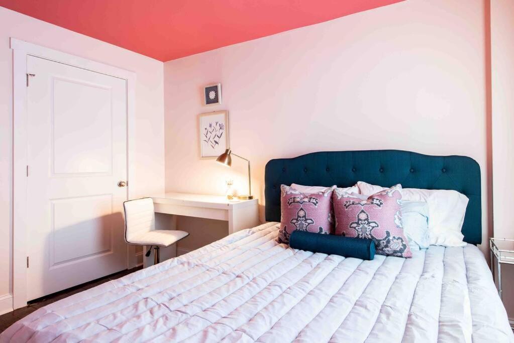 Blush And Bashful Germantown Two Bedroom Apartment ルイスビル エクステリア 写真