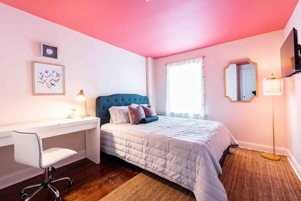 Blush And Bashful Germantown Two Bedroom Apartment ルイスビル エクステリア 写真